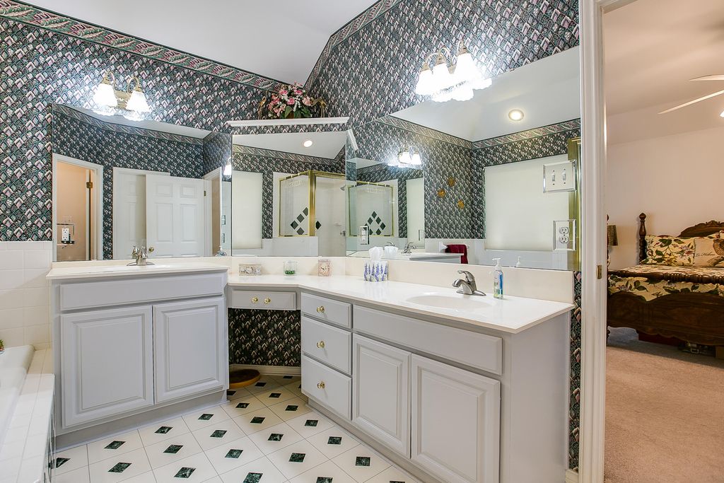 Image 30 of property listing at 1721 Weston Road, San Angelo, TX 76901