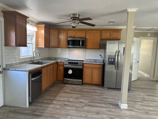 146 Owl Hollow Road, Blum, TX 76627