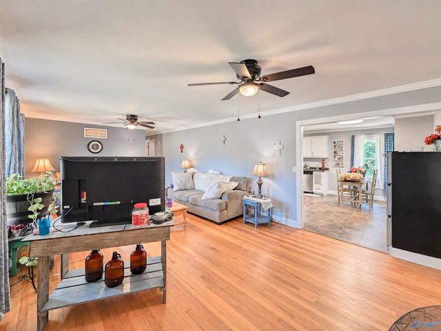 15036 Market Street, Moulton, AL 35650