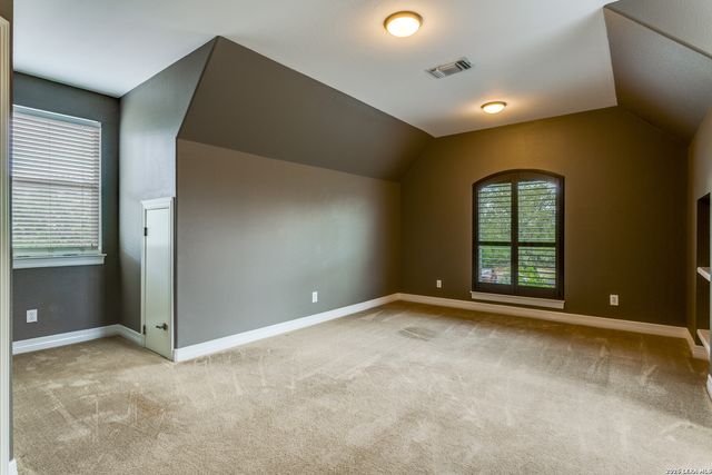 945 Great Tree, San Antonio, TX 78260