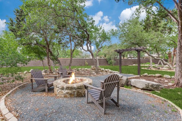 945 Great Tree, San Antonio, TX 78260