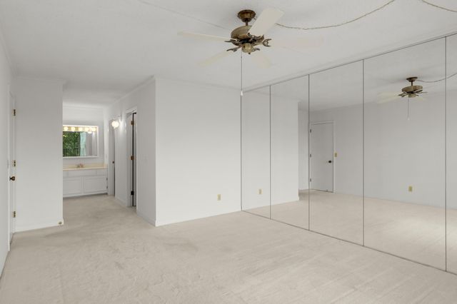 10521 Cedar Lake Road 519, Minnetonka, MN 55305