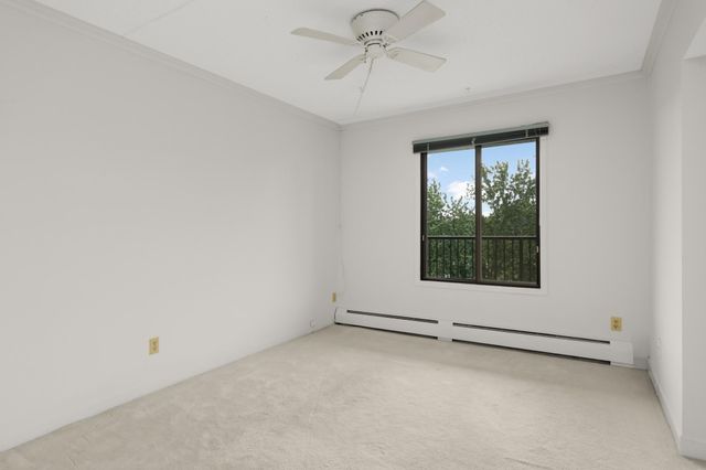 10521 Cedar Lake Road 519, Minnetonka, MN 55305
