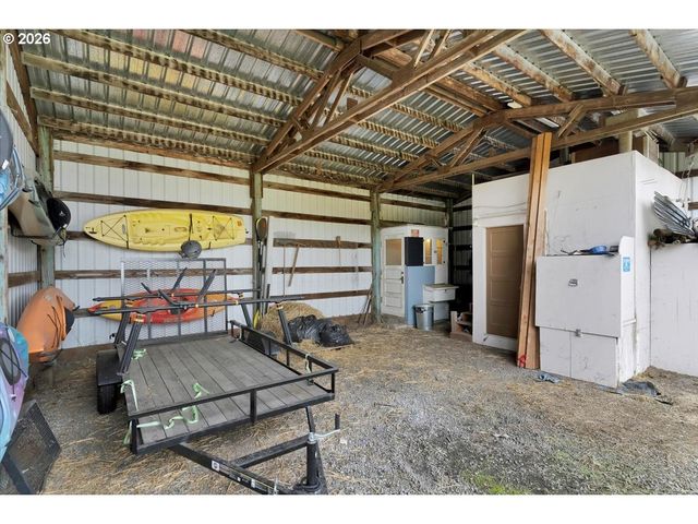 633 Se ASH St, Dallas, OR 97338