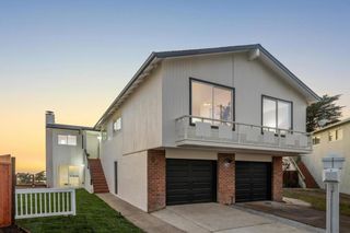 9 Seahaven Court, Pacifica, CA 94044