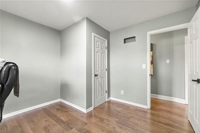 13105 S Lakeshore Drive, Olathe, KS 66061