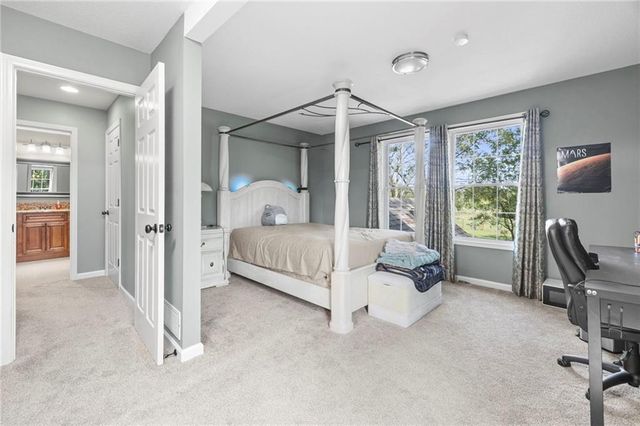 13105 S Lakeshore Drive, Olathe, KS 66061