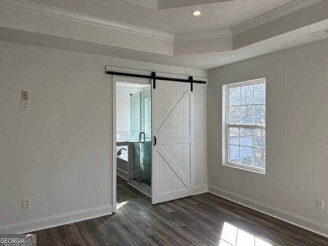 2147 Spring Rd, Gainesville, GA 30504