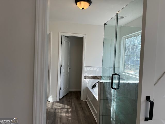 2147 Spring Rd, Gainesville, GA 30504