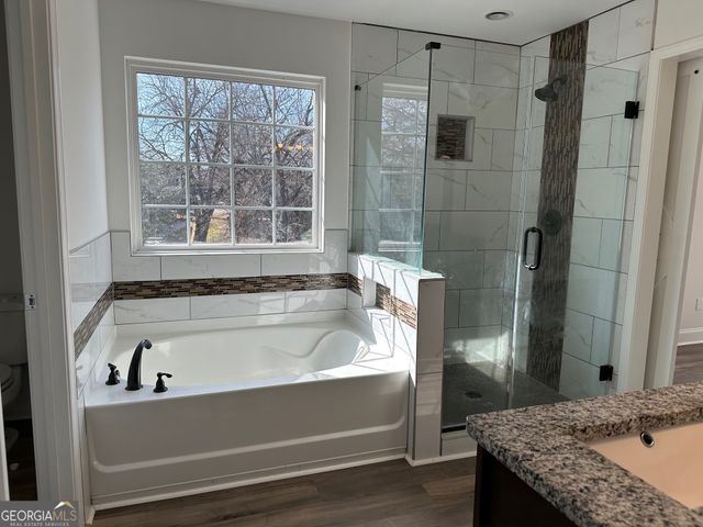 2147 Spring Rd, Gainesville, GA 30504