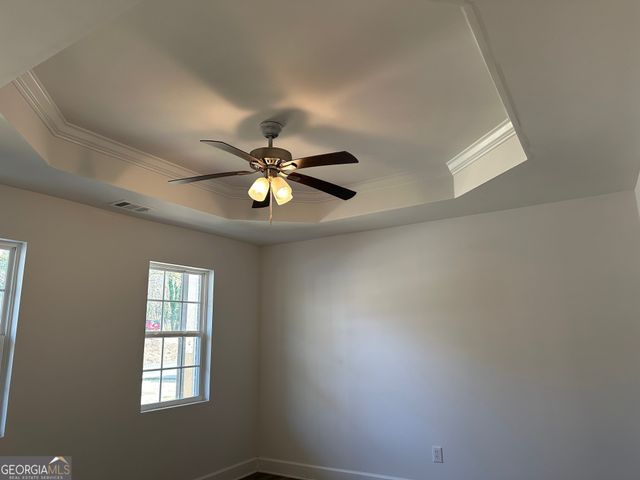 2147 Spring Rd, Gainesville, GA 30504