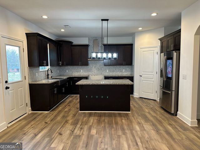 2147 Spring Rd, Gainesville, GA 30504