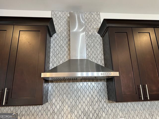 2147 Spring Rd, Gainesville, GA 30504