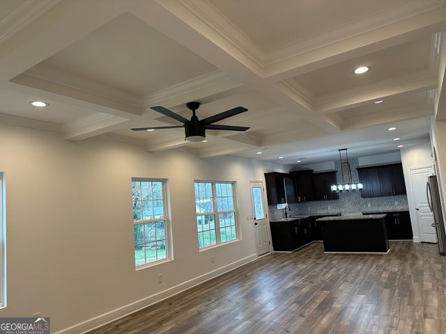 2147 Spring Rd, Gainesville, GA 30504