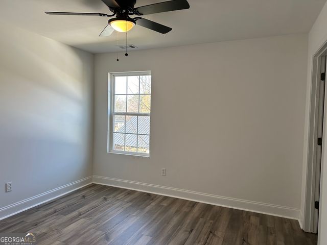 2147 Spring Rd, Gainesville, GA 30504