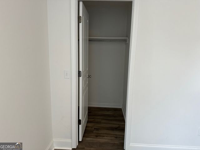 2147 Spring Rd, Gainesville, GA 30504