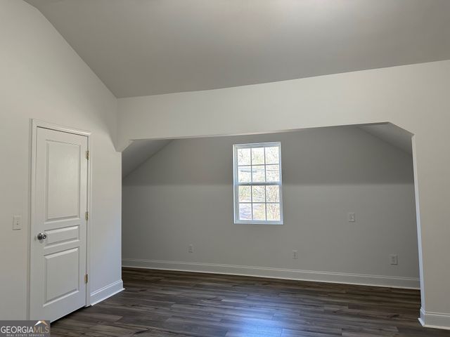 2147 Spring Rd, Gainesville, GA 30504