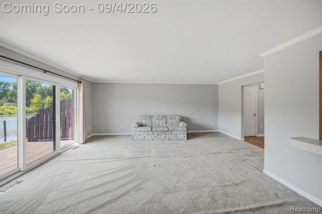 25200 Quarter Deck Street, Harrison Twp, MI 48045