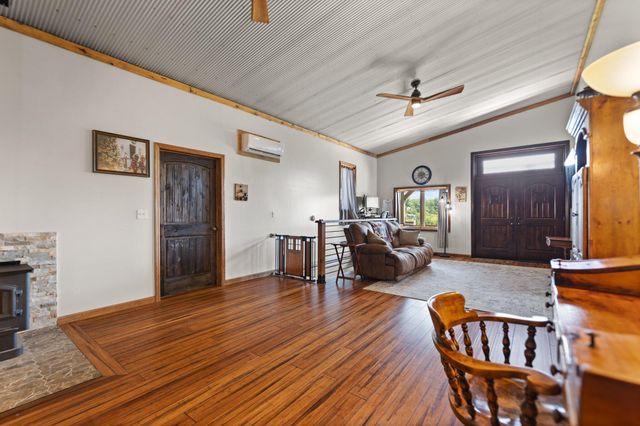 649 Snedegar Road, Mt Sterling, KY 40353