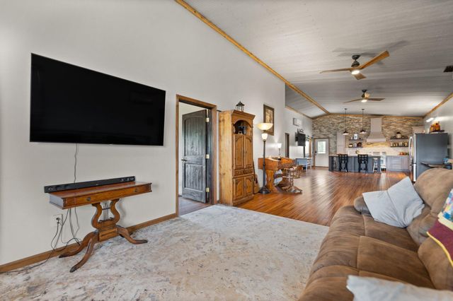 649 Snedegar Road, Mt Sterling, KY 40353