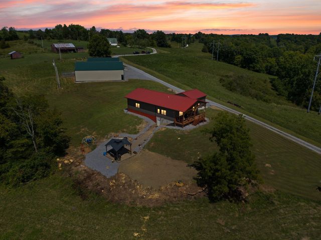 649 Snedegar Road, Mt Sterling, KY 40353