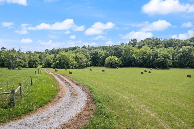 649 Snedegar Road, Mt Sterling, KY 40353