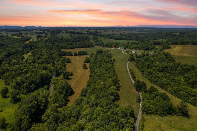 649 Snedegar Road, Mt Sterling, KY 40353