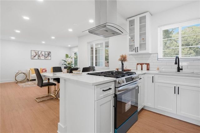 2118 Glendale Drive, Decatur, GA 30032