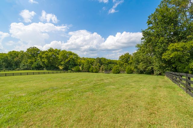 2134 Southern Preserve Ln, Franklin, TN 37064