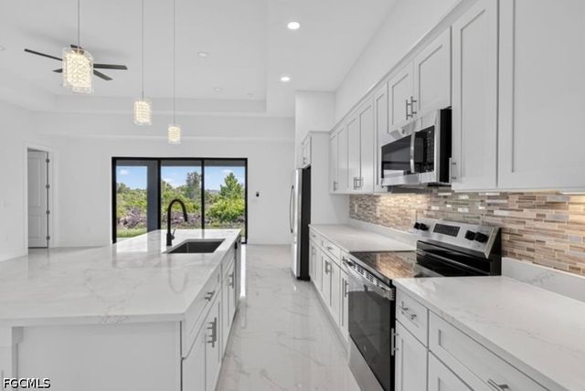 3007 62nd ST W, Lehigh Acres, FL 33971