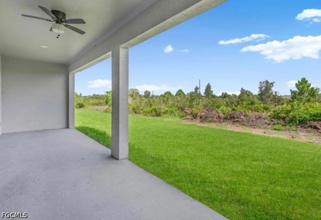3007 62nd ST W, Lehigh Acres, FL 33971