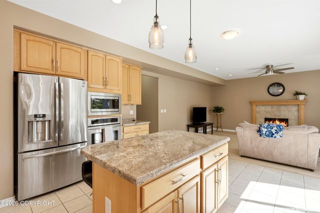 5717 Yukon Charlie Loop, Anchorage, AK 99502