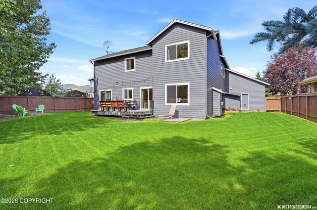 5717 Yukon Charlie Loop, Anchorage, AK 99502