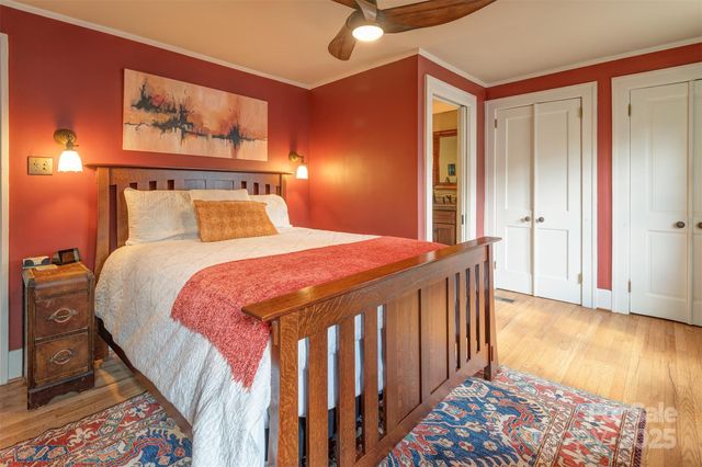 1 Evergreen Lane, Asheville, NC 28801