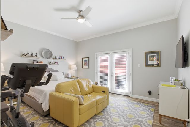 3528 N Versailles Avenue, Dallas, TX 75209