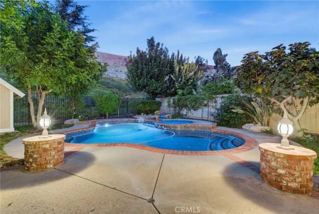 5367 Churchwood Drive, Oak Park, CA 91377
