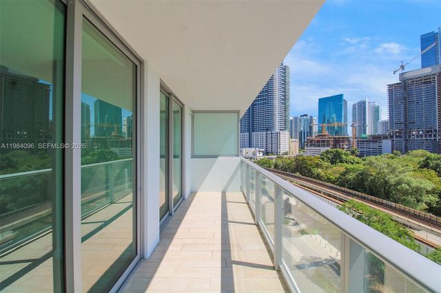 1600 SW 1st Ave 713, Miami, FL 33129