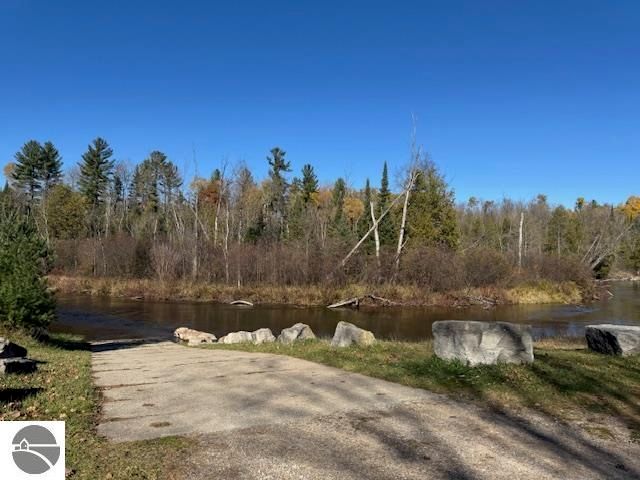 6029 Gonyer Road, Fife Lake, MI 49633