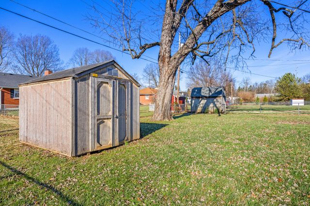 595 Greenwood Drive, Harrodsburg, KY 40330