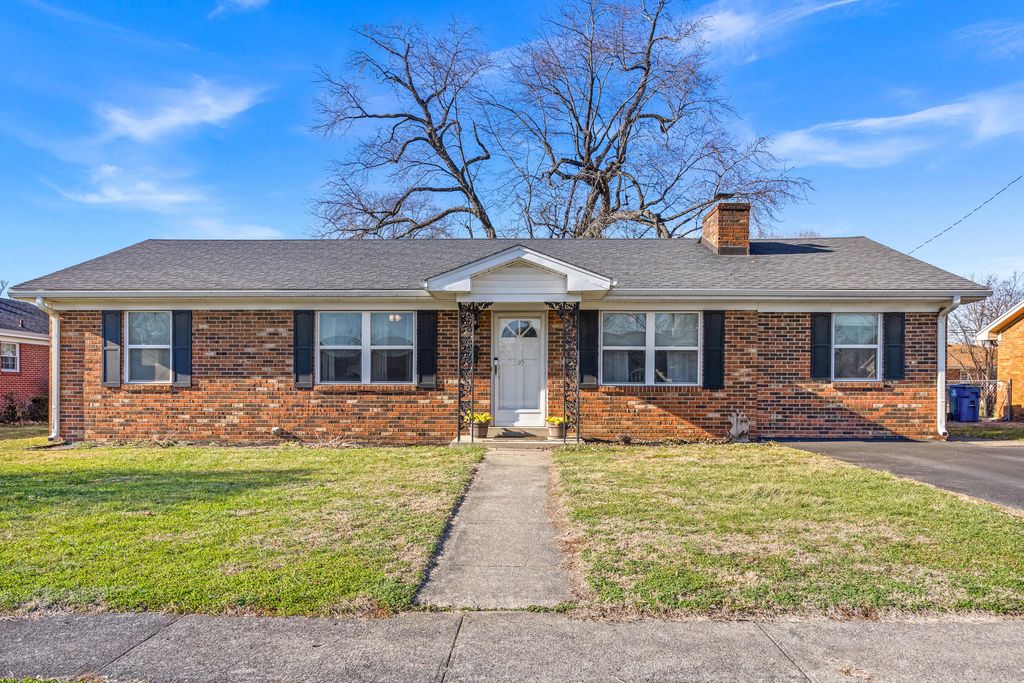 595 Greenwood Drive, Harrodsburg, KY 40330