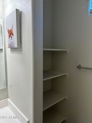 7811 W Riverside Avenue, Phoenix, AZ 85043