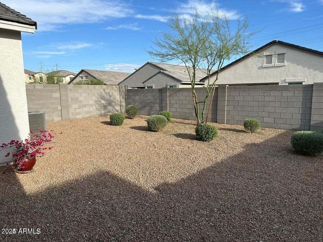 7811 W Riverside Avenue, Phoenix, AZ 85043