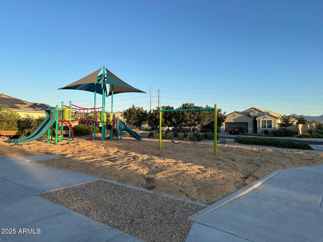 7811 W Riverside Avenue, Phoenix, AZ 85043