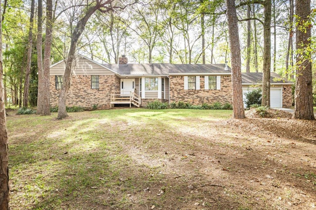 3320 Dartmoor Drive, Tallahassee, FL 32312