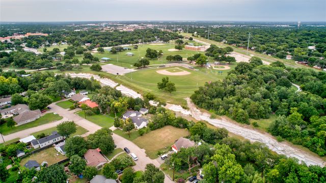 1124 Rock Creek, Garland, TX 75040