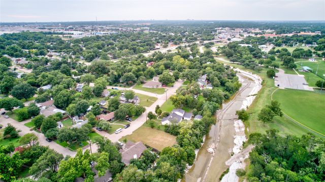 1124 Rock Creek, Garland, TX 75040
