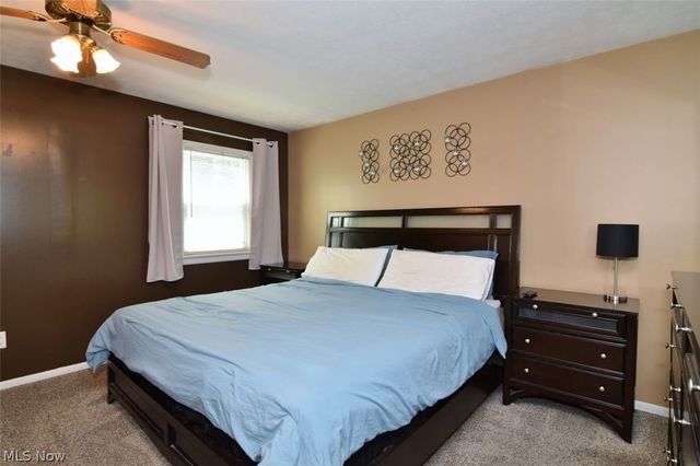 5454 Barton Road, North Olmsted, OH 44070