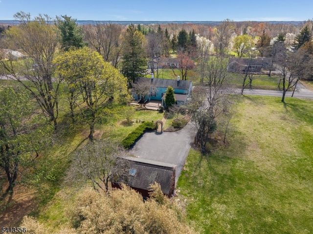 40 Sergeantsville Road, Raritan Twp., NJ 08822
