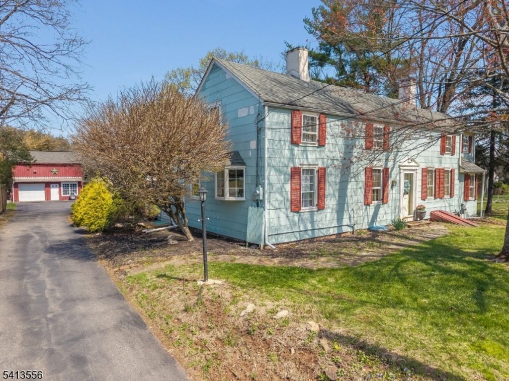 40 Sergeantsville Road, Raritan Twp., NJ 08822