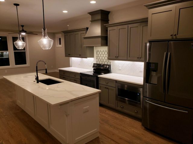 930 31st Ave, N, Nashville, TN 37209